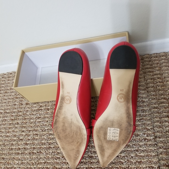 Beautiful flat shoes - Picture 3 of 5